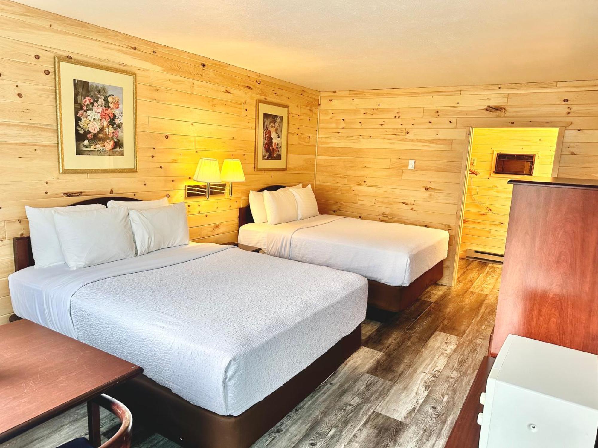 Bridgeview Motel Mackinaw City Eksteriør billede